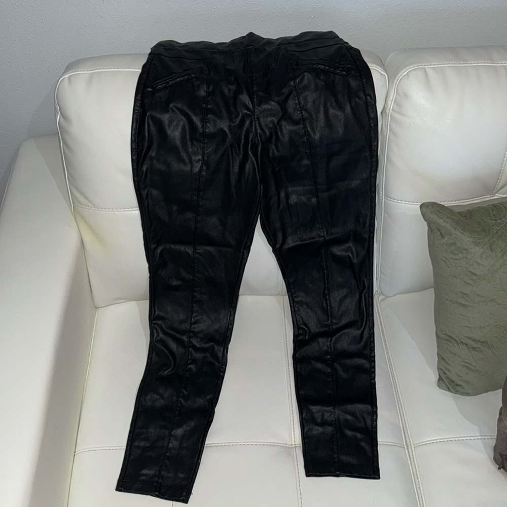 Leather pants skinny